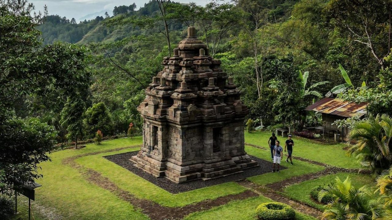 The Double “S” Expedition: Sumbing & Sindoro Traverse gallery 22