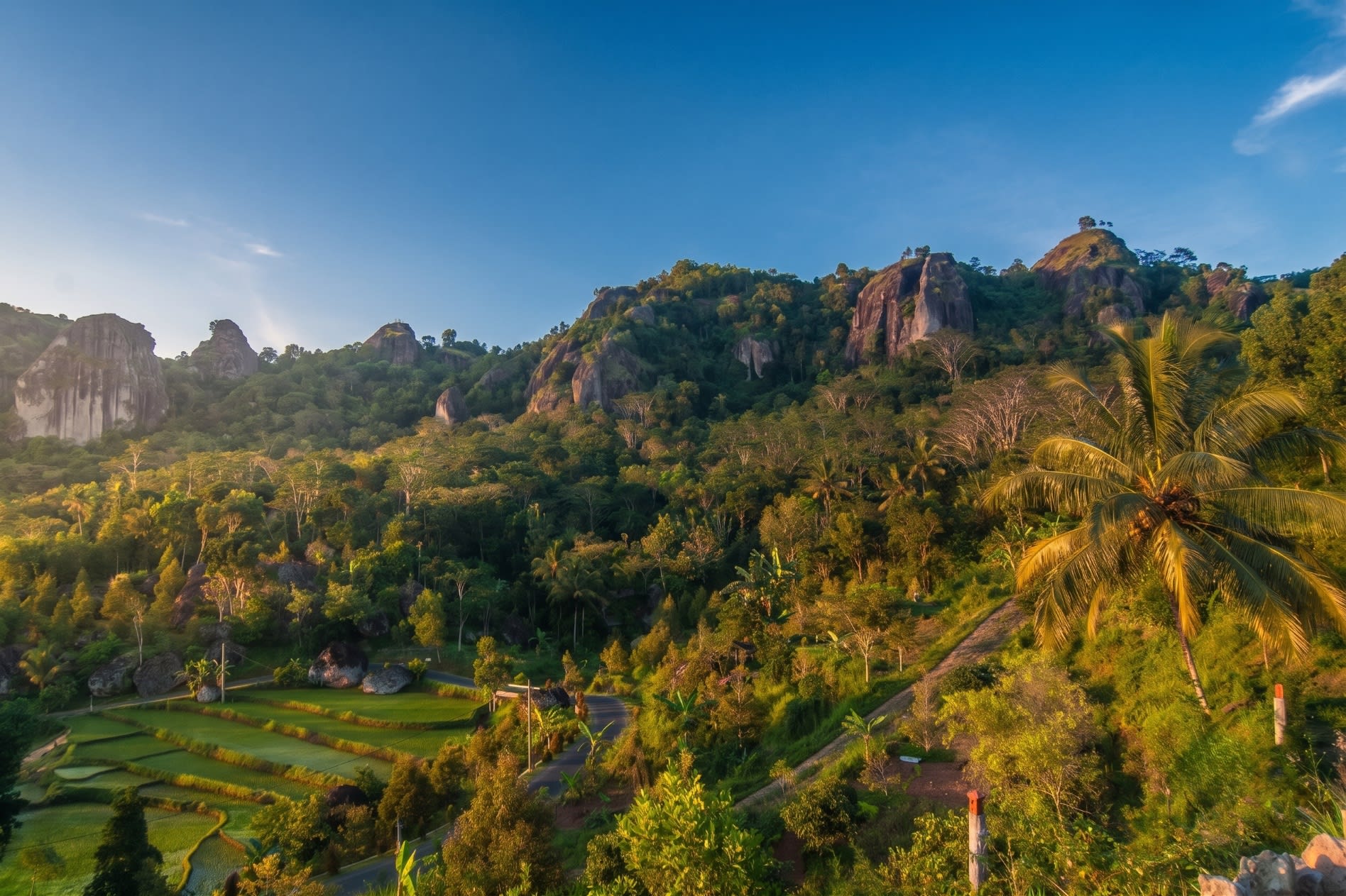 Yogyakarta Adrenaline: Nglanggeran Ancient Volcano & Cave Adventure